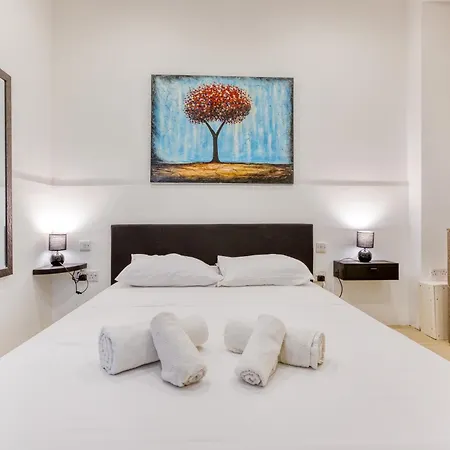 Cozy With Private Backyard In By 360 Estates *