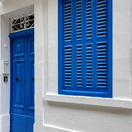 Cozy With Private Backyard In By 360 Estates Floriana