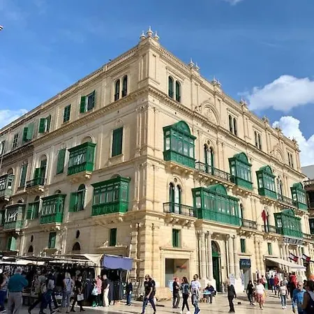 Apartman Cozy With Private Backyard In By 360 Estates Floriana