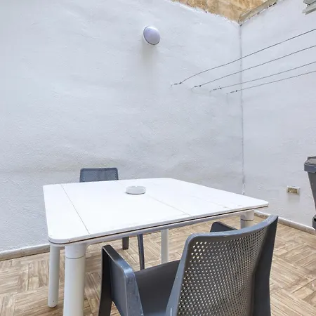 Apartment Cozy With Private Backyard In By 360 Estates