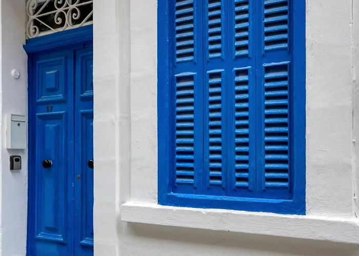 Cozy With Private Backyard In By 360 Estates Il-Furjana